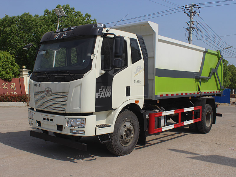 解放J6L壓縮式對接垃圾車