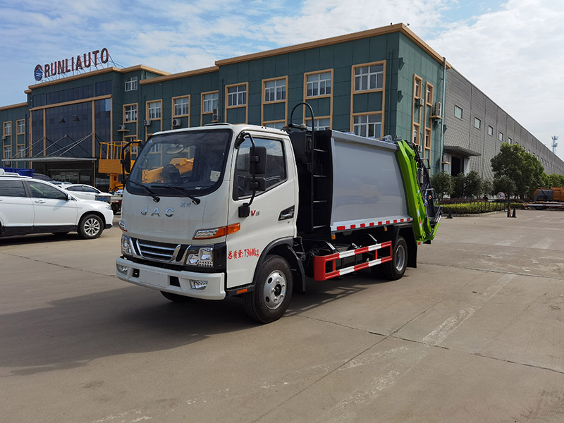 江淮V3國(guó)六底盤(pán)6方壓縮垃圾車(chē)