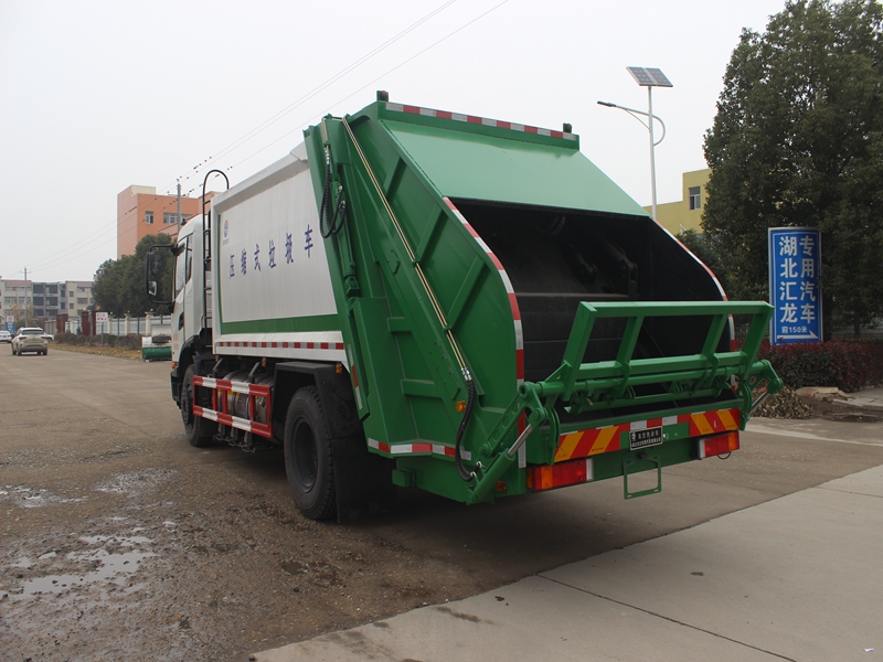 東風(fēng)天錦DFV天然氣底盤壓縮式垃圾車