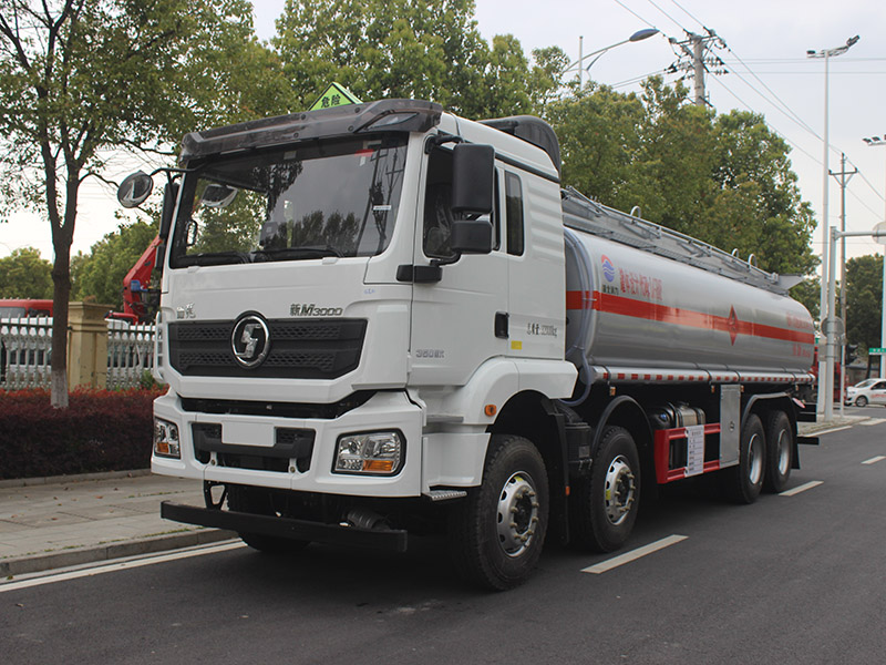 陜汽22立方SCS5323GRYSX6易燃液體罐式運(yùn)輸車(chē)