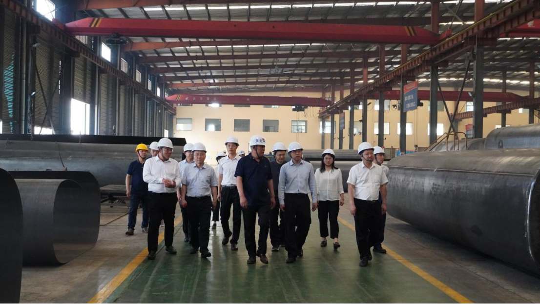 市場監管總局調研組蒞臨湖北潤力專汽調研